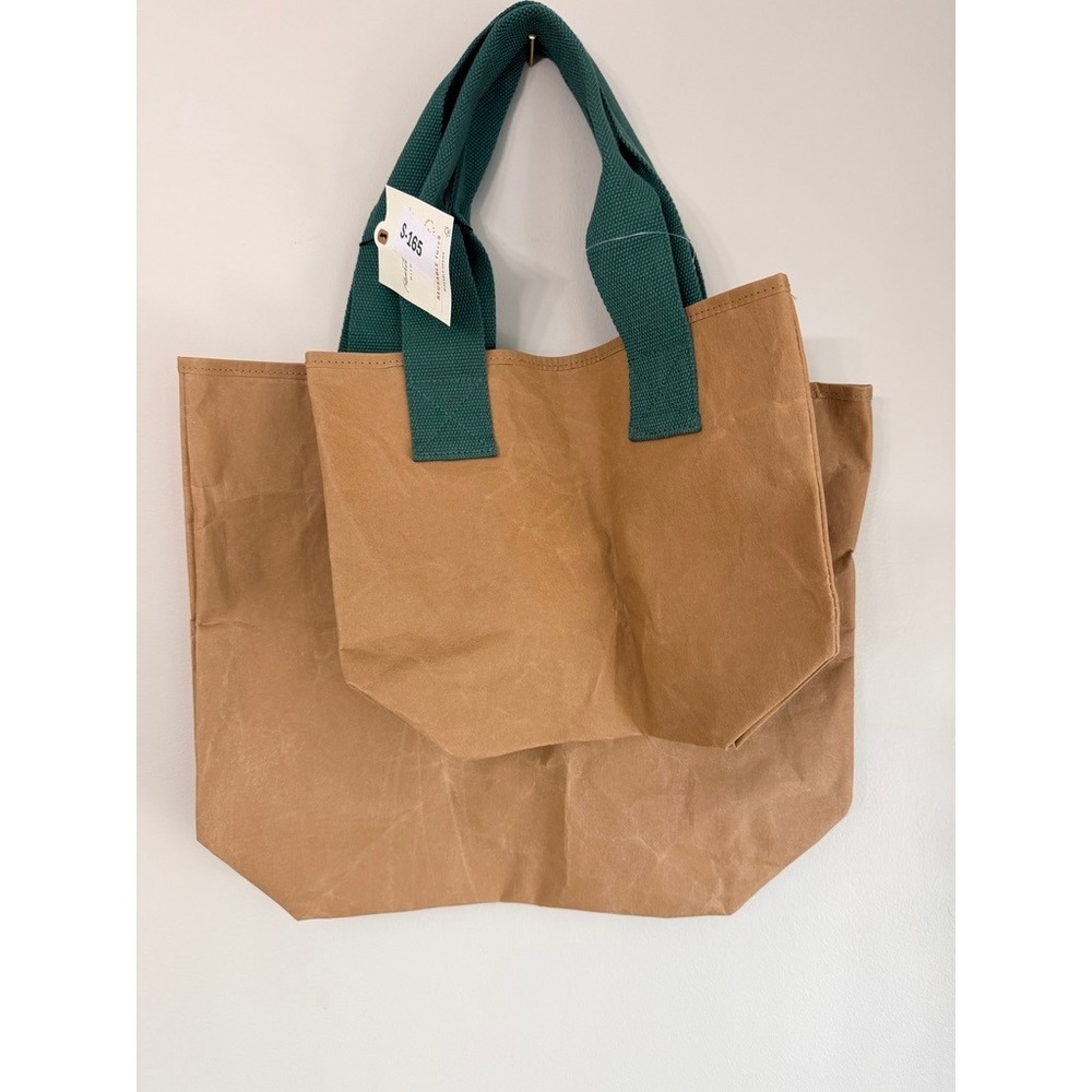 Hearth &‎ Hand Magnolia Reusable Tote Bag Set Tan Green 2pc Wipeable NWT - Picture 3 of 5